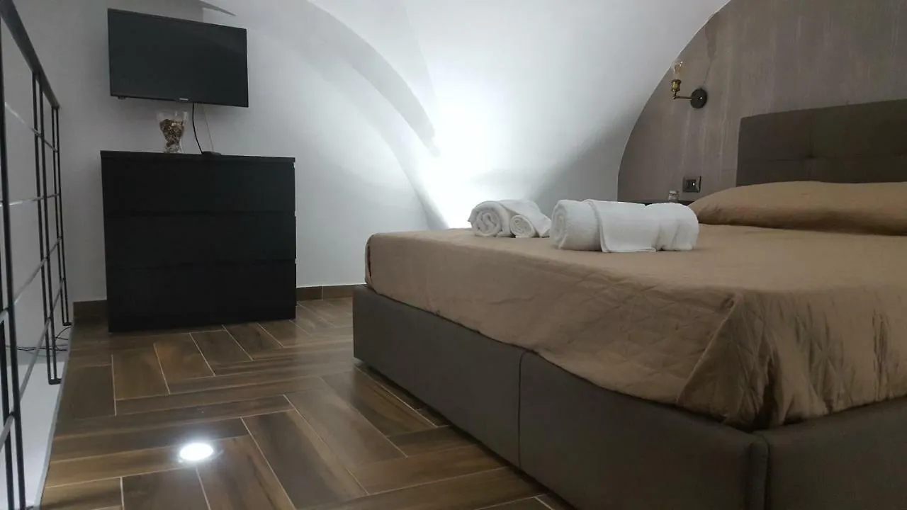 Bellini Alley Otel Katanya İtalya