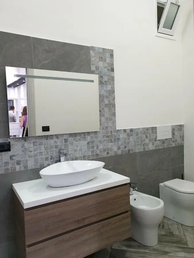 Bellini Alley Otel Katanya 0*,  İtalya